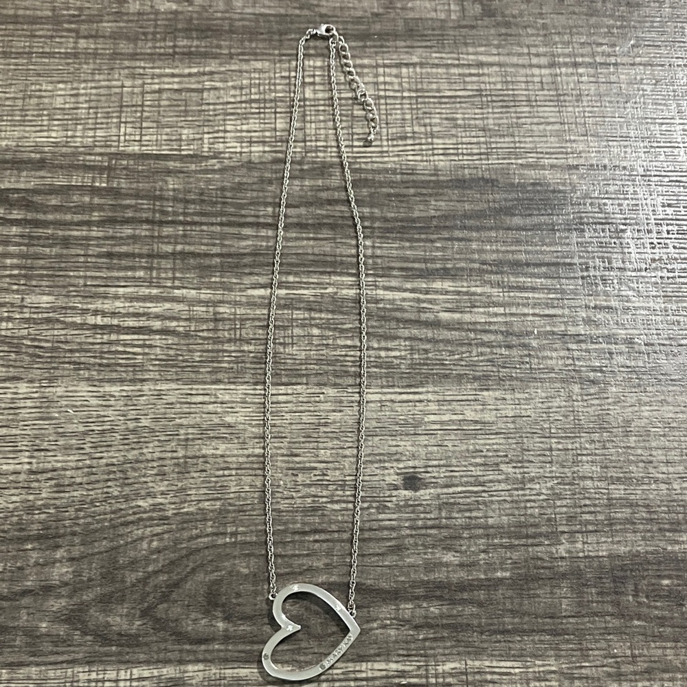 Mary Kay Silver Heart Necklace